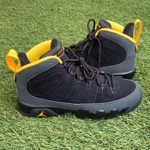 Air Jordan 9 Retro